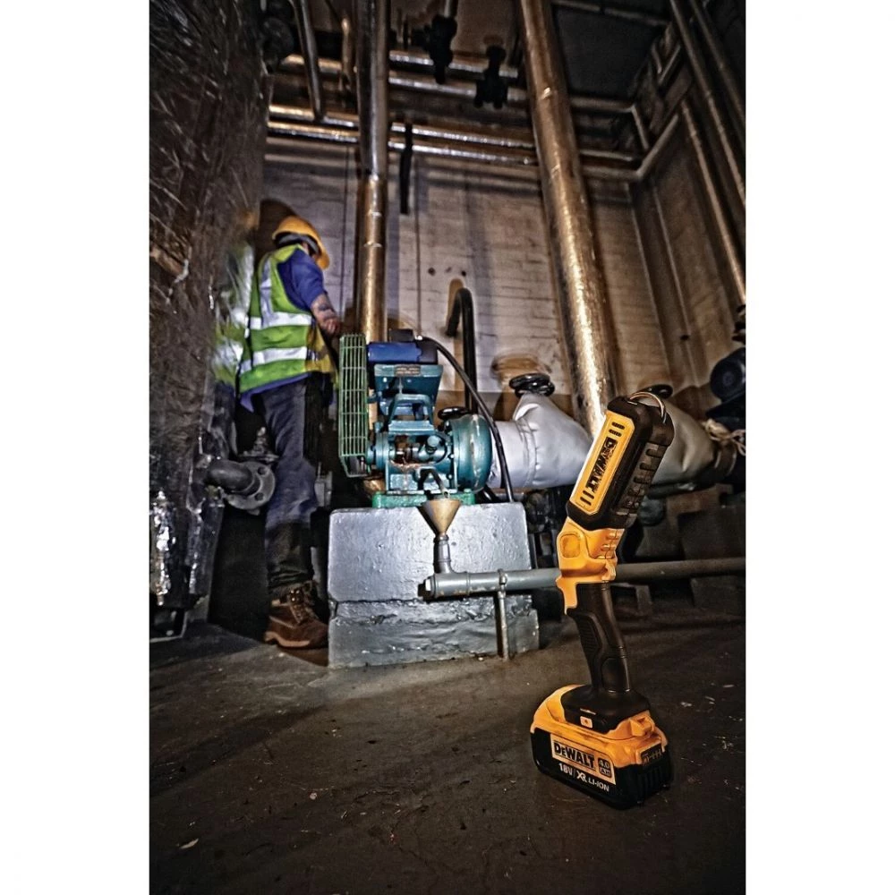 Dewalt 18V XR Håndholdt LED-arbejdslys DCL050 - Løs Enhed 7 Dewalt 18V XR Håndholdt LED-arbejdslys DCL050 - Løs Enhed - Billede 5